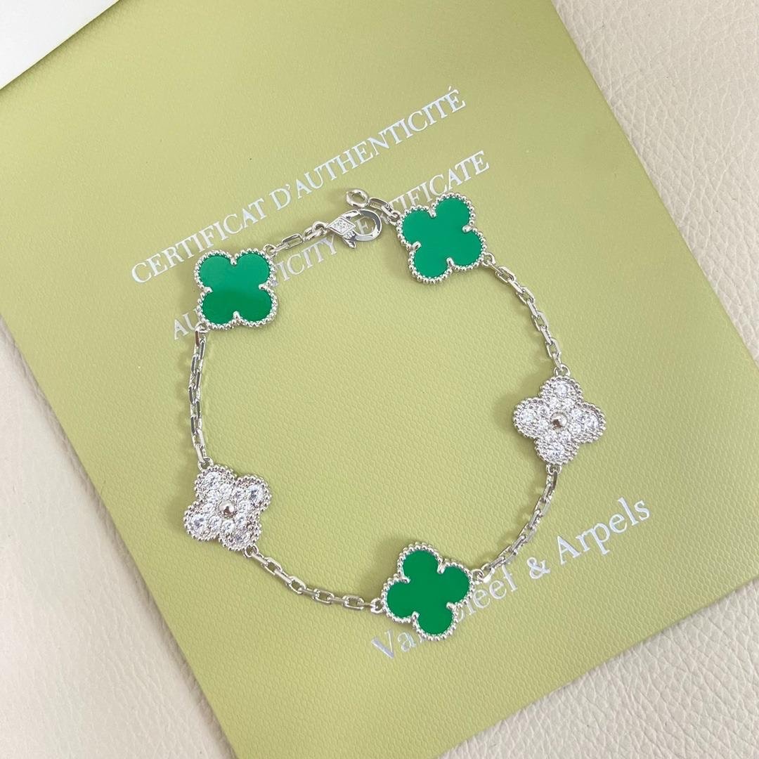 Van C Bracelets - Image 9