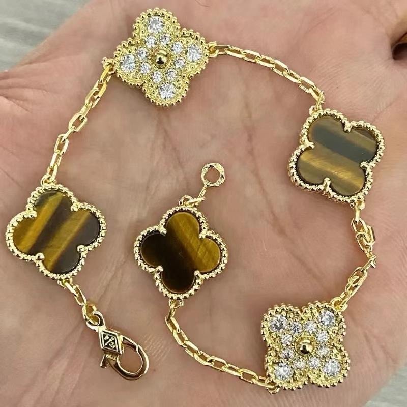 Van C Bracelets - Image 4