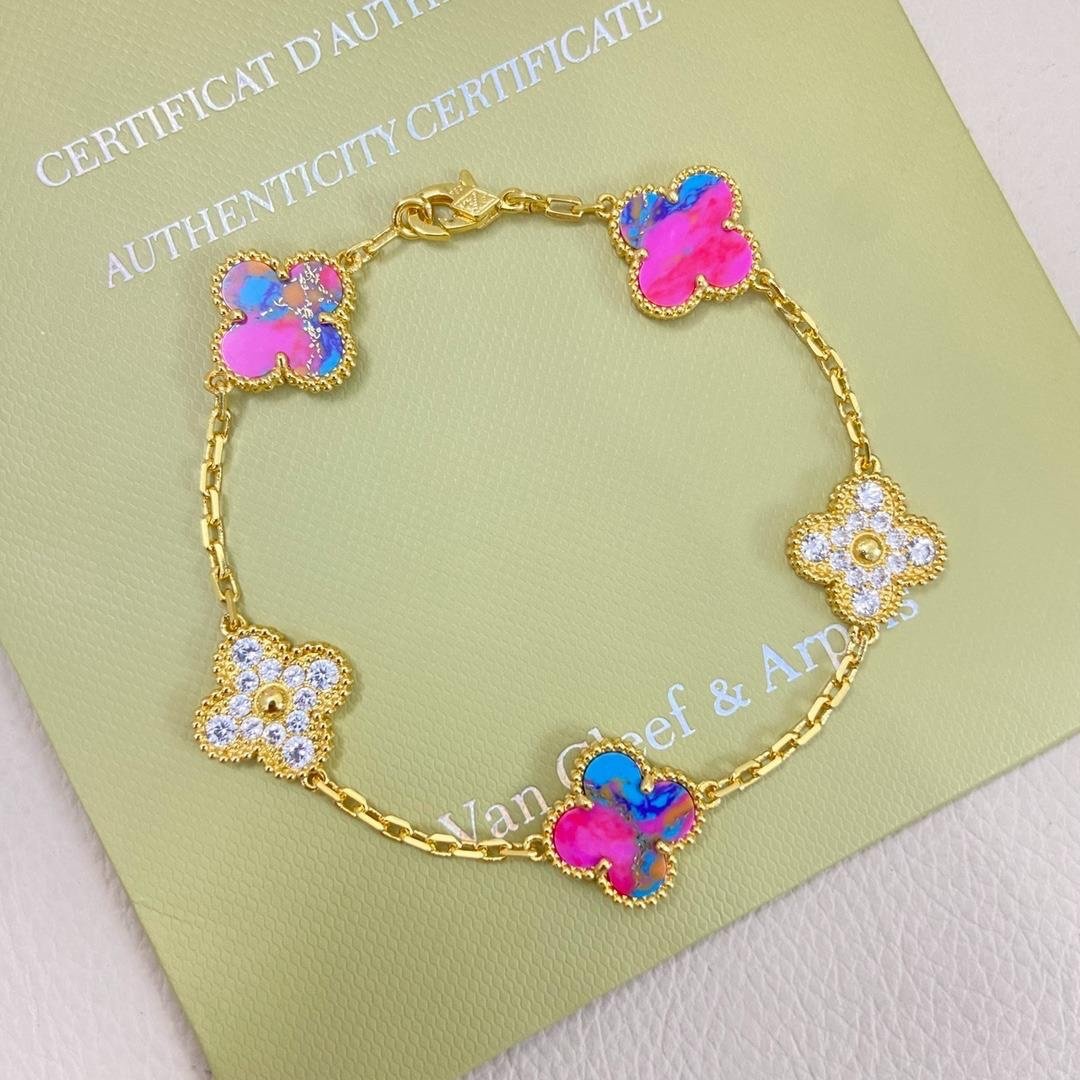 Van C Bracelets - Image 16