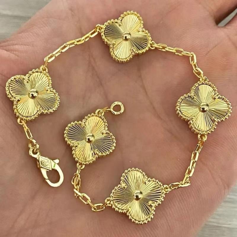 Van C Bracelets - Image 6