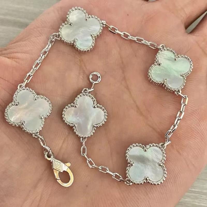 Van C Bracelets - Image 2