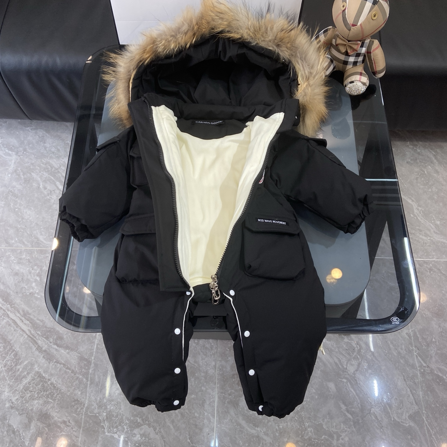 Black Snowsuit - Image 3