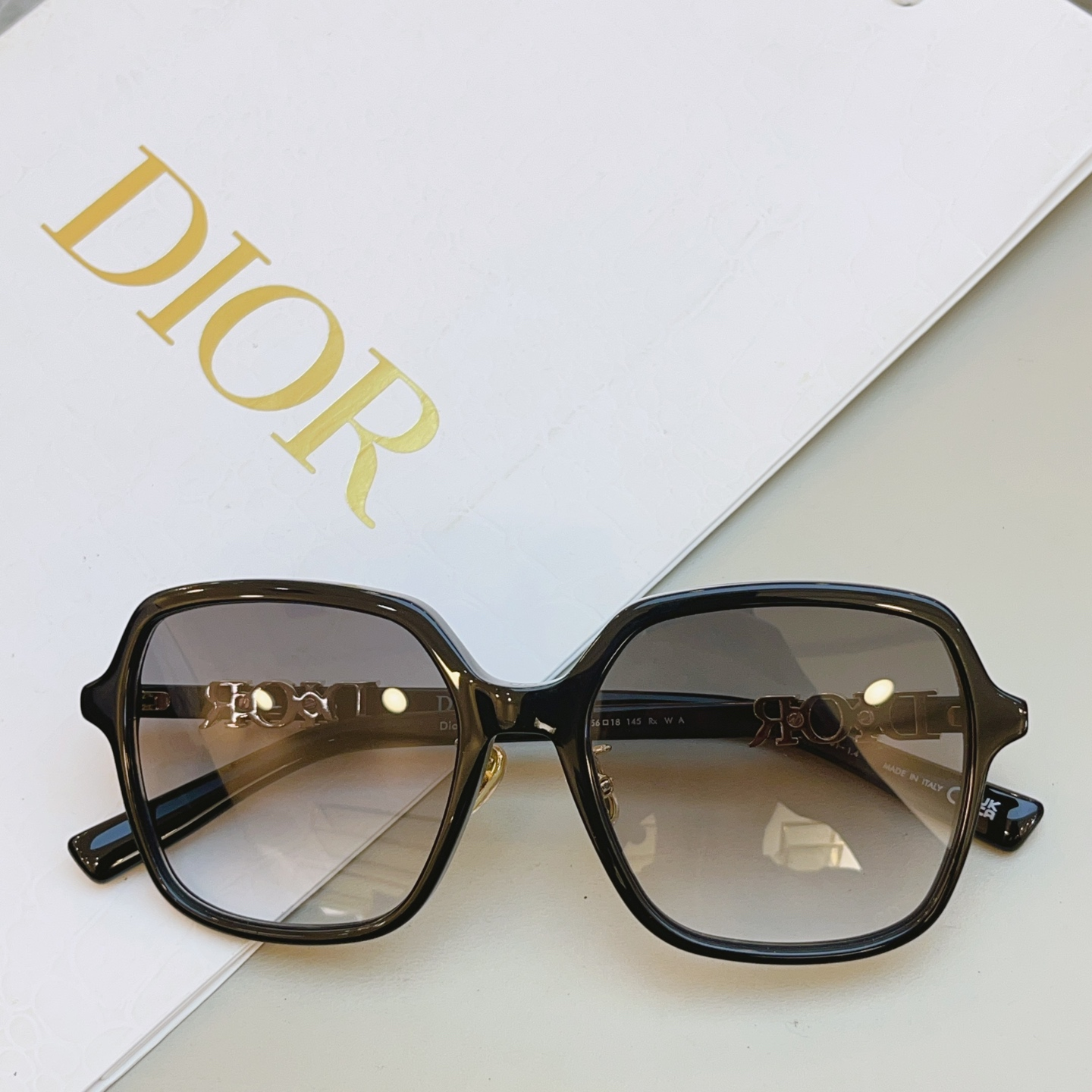 D Sunglasses - Image 2