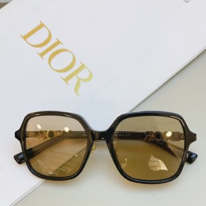 D Sunglasses