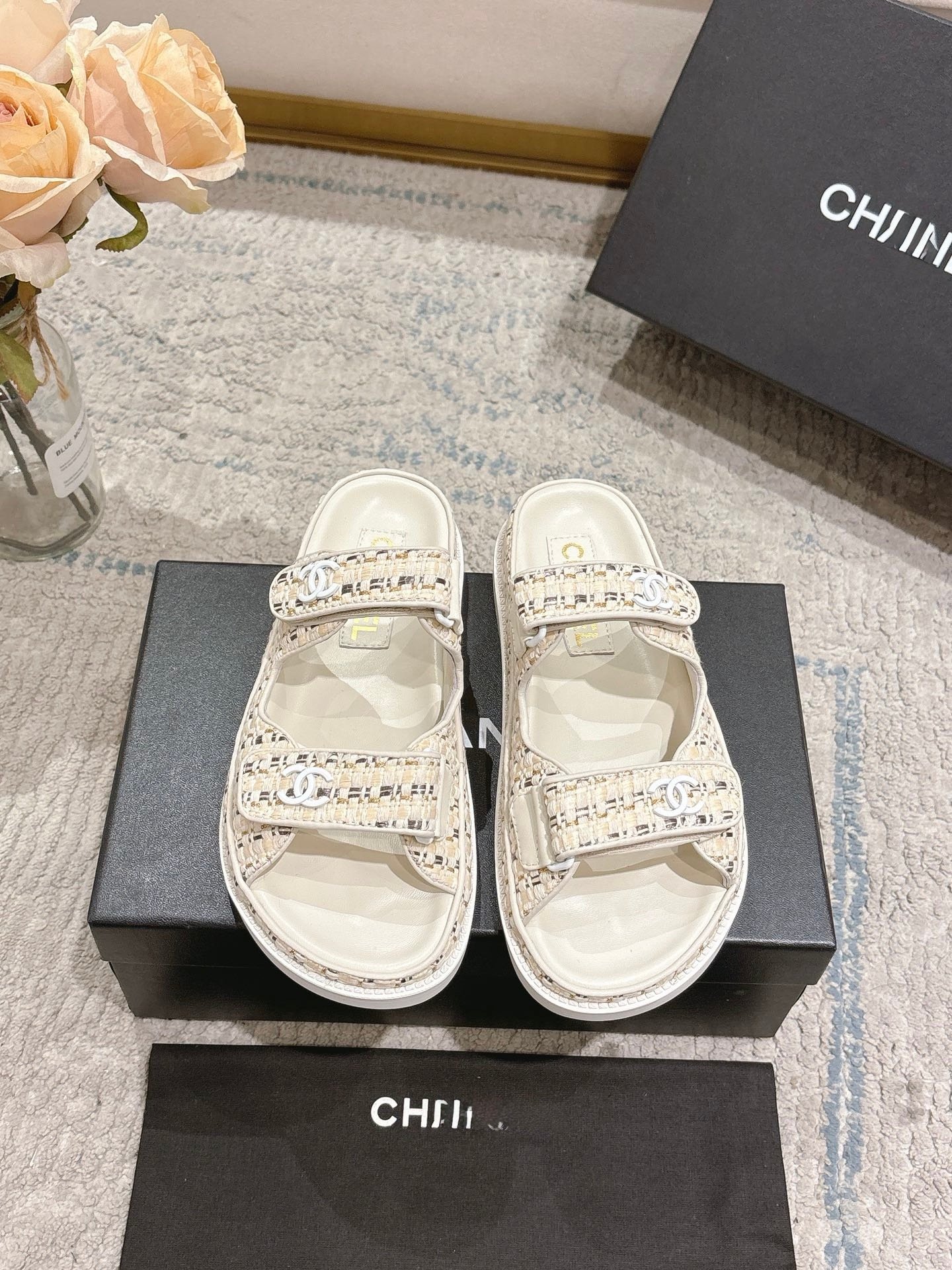 C Sandals - Image 3