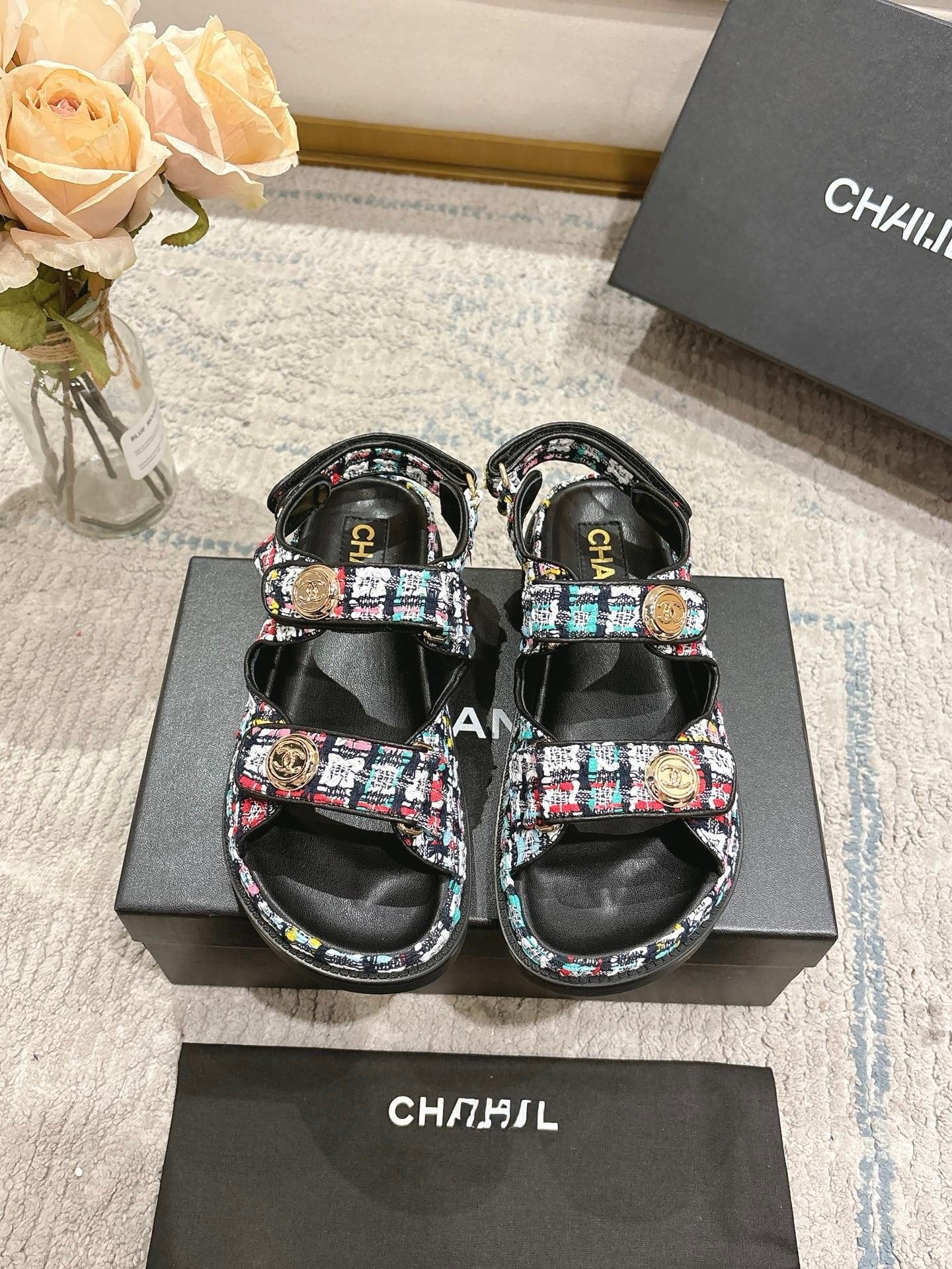 C Sandals