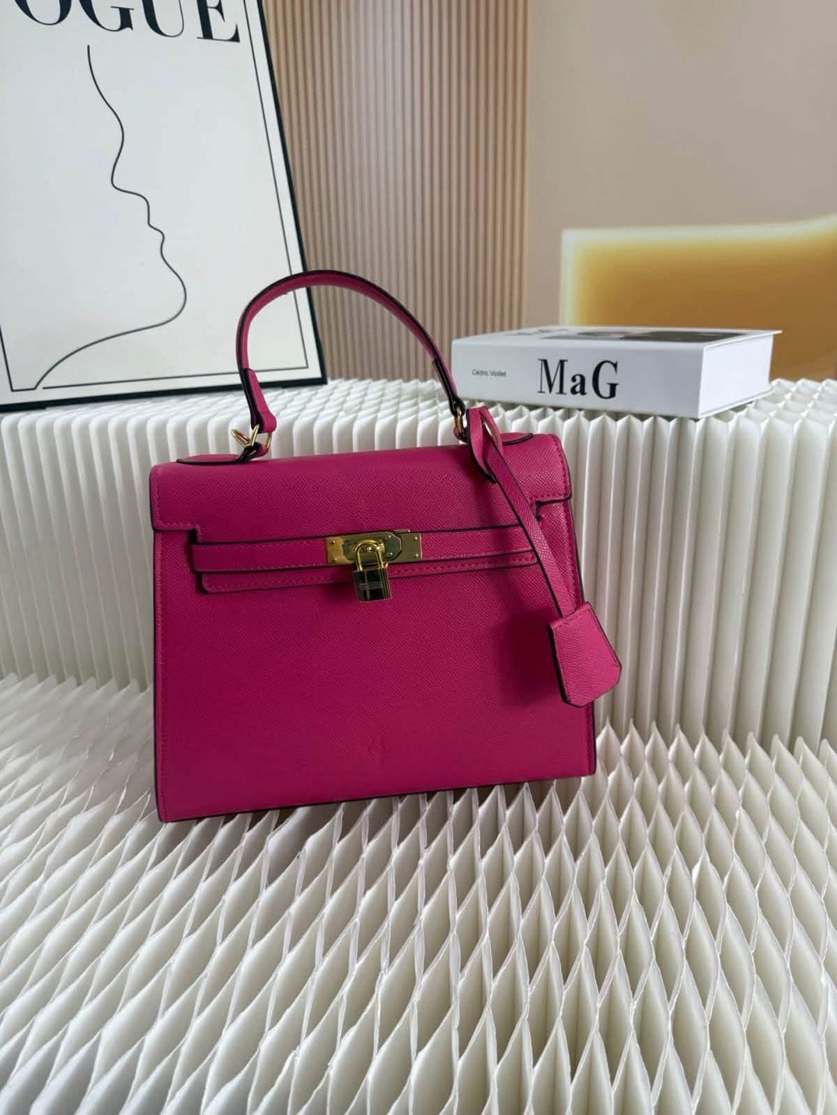 H Bag - Image 12