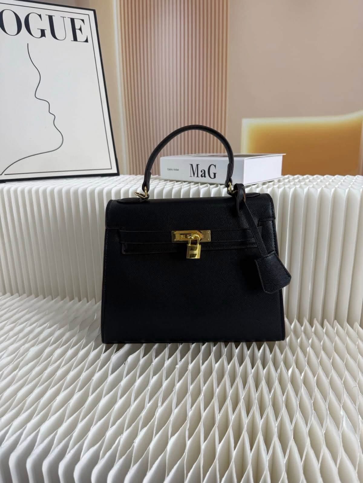 H Bag - Image 9