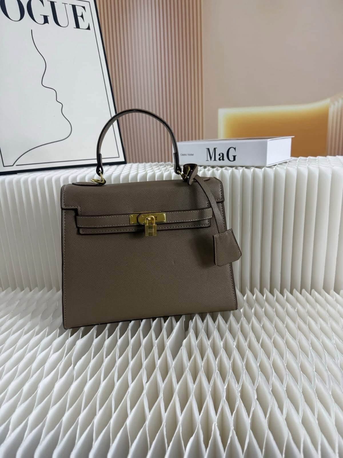 H Bag - Image 6