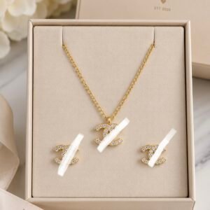 Crystal Pendant Jewellery Set