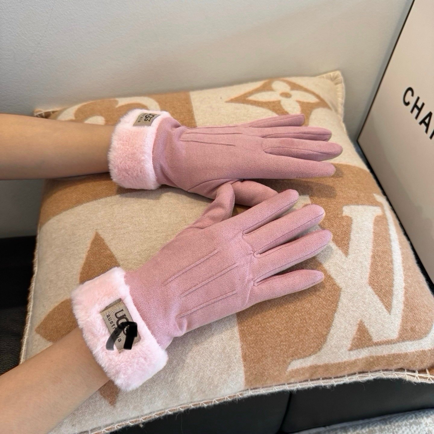 Faux-Fur Trim Winter Gloves π€