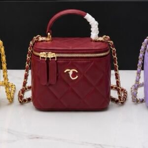 Quilted Vanity Crossbody Bag